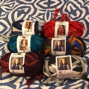 Red heart scarf yarn.